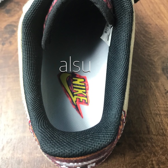 NWT Nike Air Force 1’07 LV 8 Khaki WMNS - Picture 7 of 8